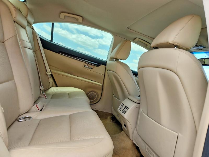 62570506 :رقم المزاد ، JTHBK1GG8F2152020 vin ، 2015 Lexus Es مزاد بيع
