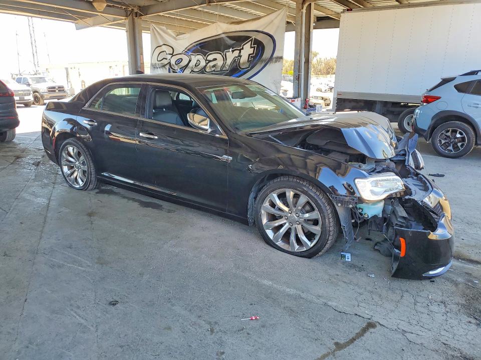 85986435 :رقم المزاد ، 2C3CCAEG1KH528407 vin ، 2019 Chrysler 300 مزاد بيع