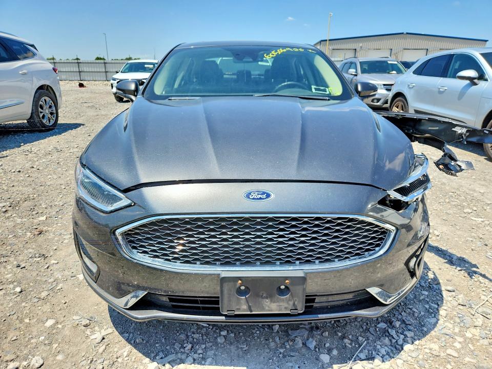 60506966 :رقم المزاد ، 3FA6P0D90LR159030 vin ، 2020 Ford Fusion مزاد بيع