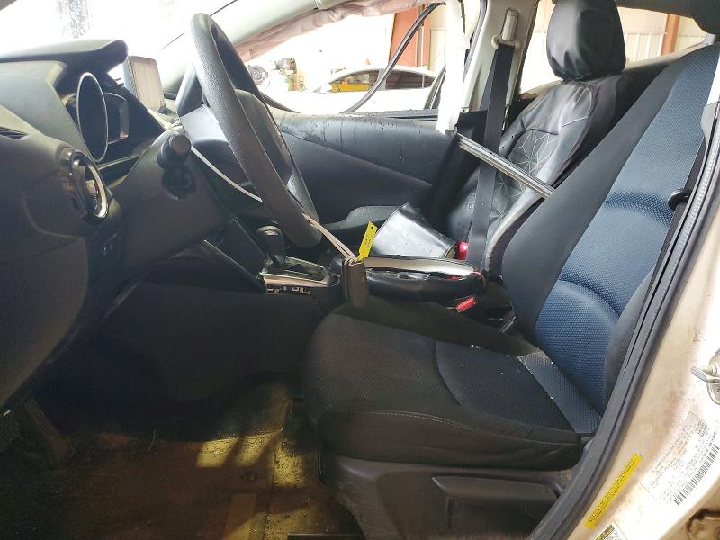 61090606 :رقم المزاد ، 3MYDLBYV6HY164439 vin ، 2017 Toyota Yaris Ia مزاد بيع