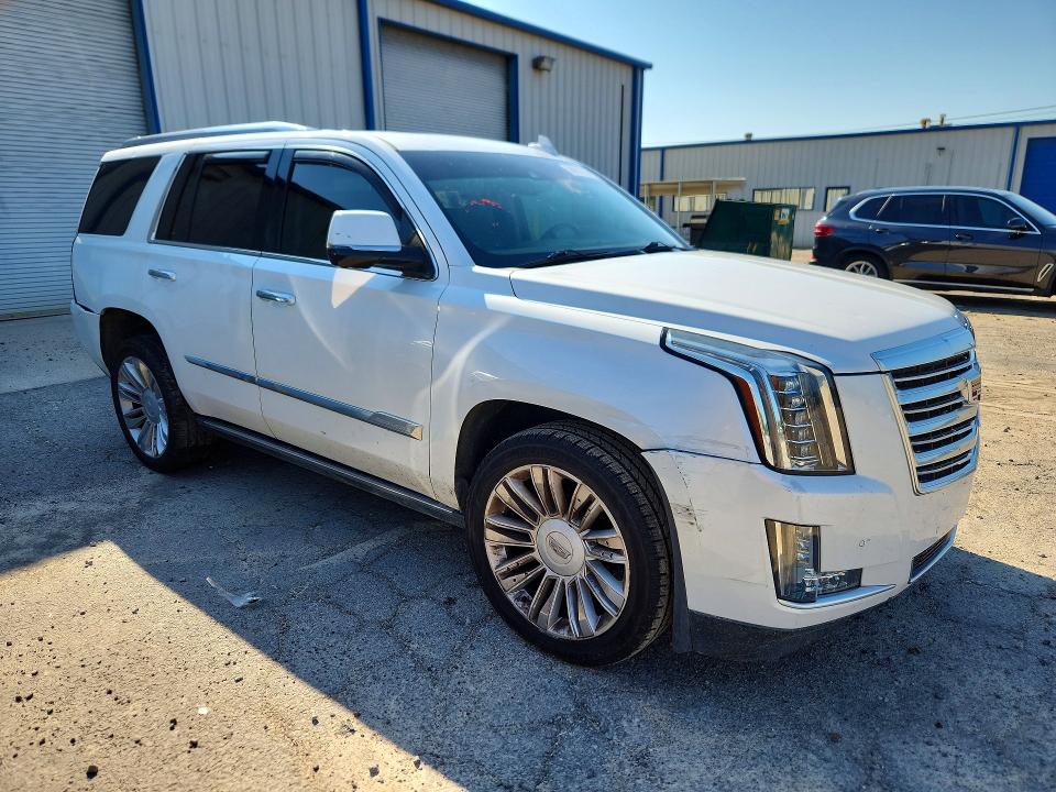 2016 Cadillac Escalade მანქანა იყიდება აუქციონზე, vin: 1GYS4DKJ8GR162856, აუქციონის ნომერი: 59981876