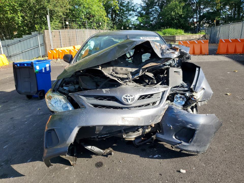 Aukcja sprzedaży 2013 Toyota Corolla, vin: 2T1BU4EE9DC987802, numer aukcji: 62638496