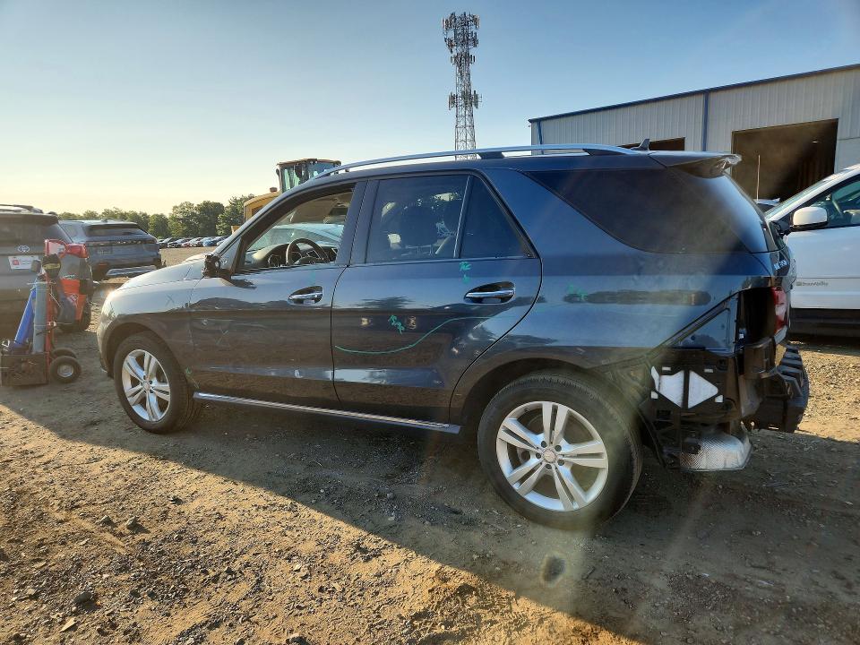 2014 Mercedes-benz Ml მანქანა იყიდება აუქციონზე, vin: 4JGDA5HB4EA323692, აუქციონის ნომერი: 61790306