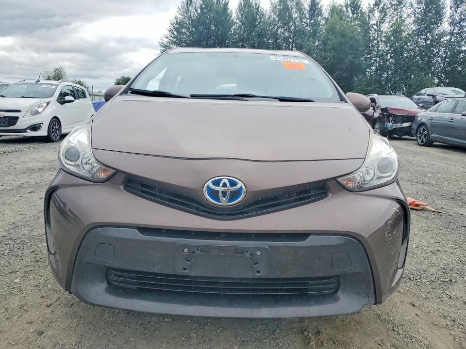 Продажа на аукционе авто 2017 Toyota Prius V, vin: JTDZN3EUXHJ057866, номер лота: 61402116