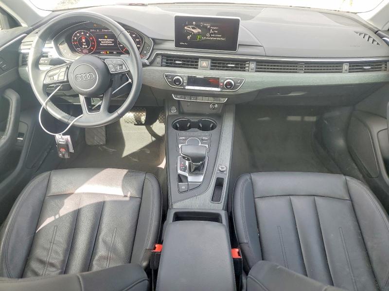 61413796 :رقم المزاد ، WAUKMAF42JA224425 vin ، 2018 Audi A4 مزاد بيع