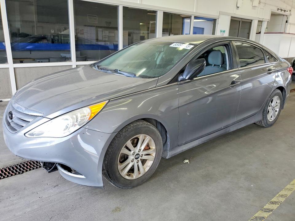 2014 Hyundai Sonata მანქანა იყიდება აუქციონზე, vin: 5NPEB4AC3EH928640, აუქციონის ნომერი: 85991555