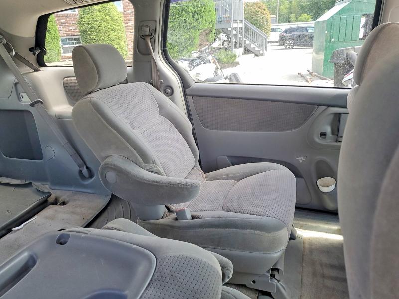 63600576 :رقم المزاد ، 5TDZA23C86S390387 vin ، 2006 Toyota Sienna مزاد بيع