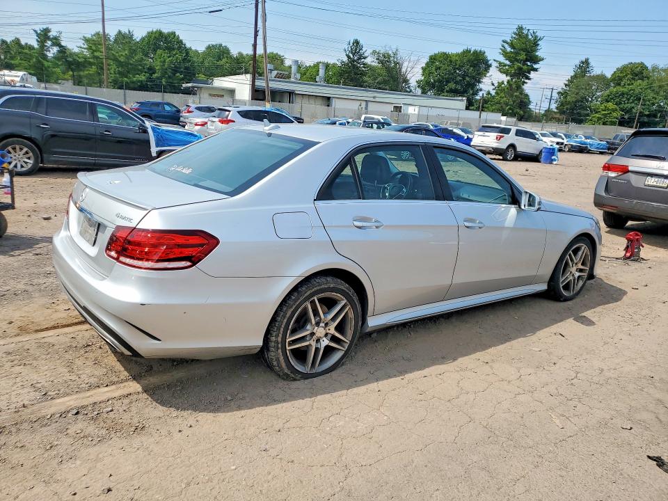 61316366 :رقم المزاد ، WDDHF8JB2EA919599 vin ، 2014 Mercedes-benz E مزاد بيع