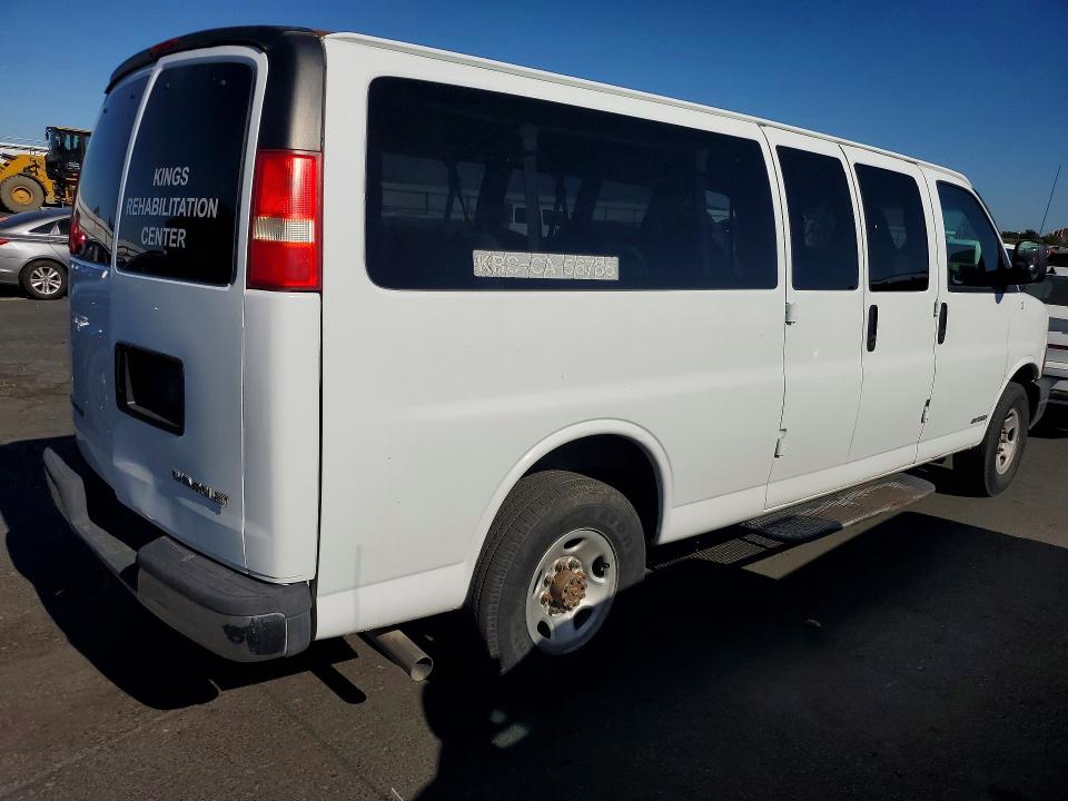 60019686 :رقم المزاد ، 1GAHG39U031214497 vin ، 2003 Chevrolet Express G3500 مزاد بيع