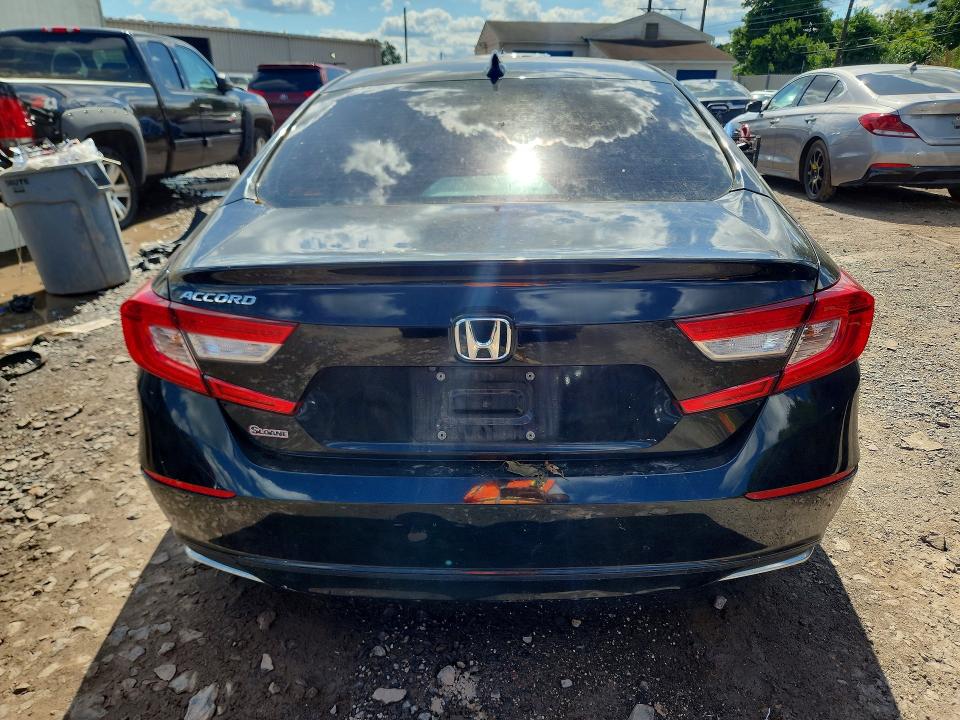 Продаж на аукціоні авто 2018 Honda Accord, vin: 1HGCV1F52JA113050, номер лоту: 60154486