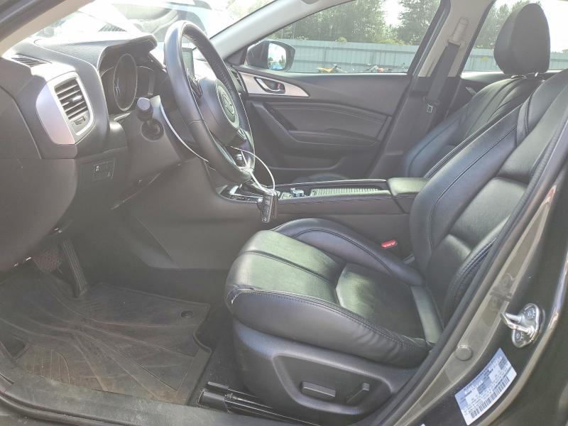 59671866 :رقم المزاد ، 3MZBN1V3XJM272232 vin ، 2018 Mazda 3 مزاد بيع