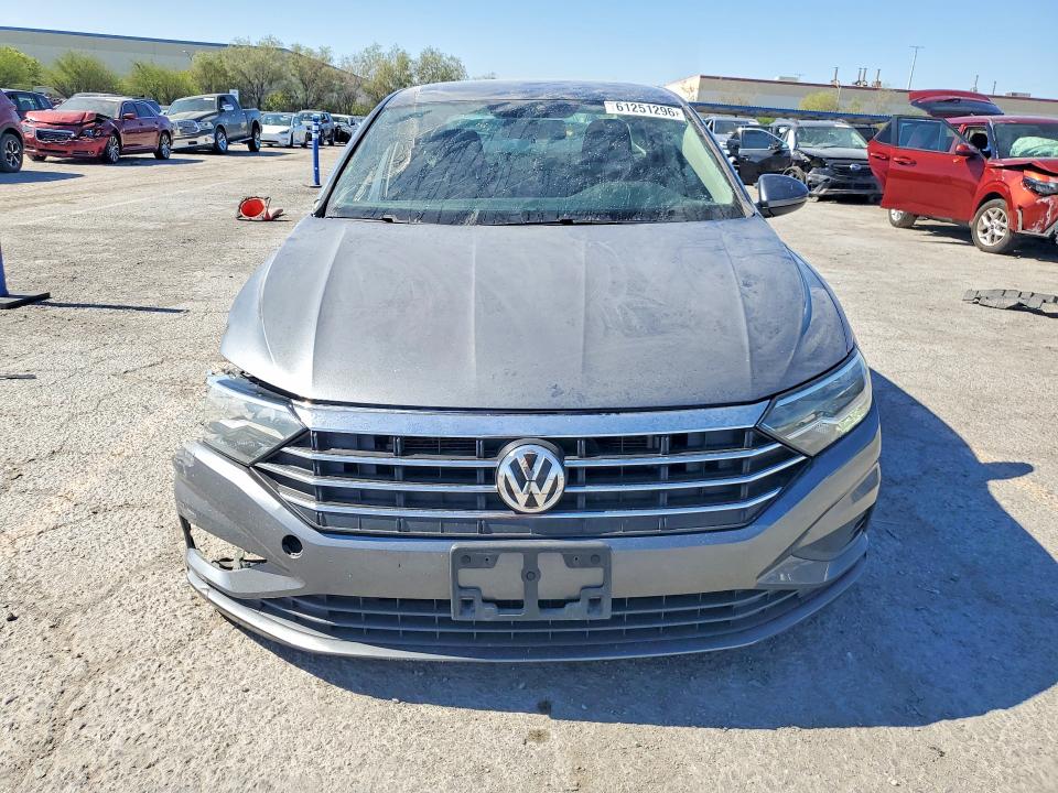 61251296 :رقم المزاد ، 3VWC57BU6MM049193 vin ، 2021 Volkswagen Jetta مزاد بيع