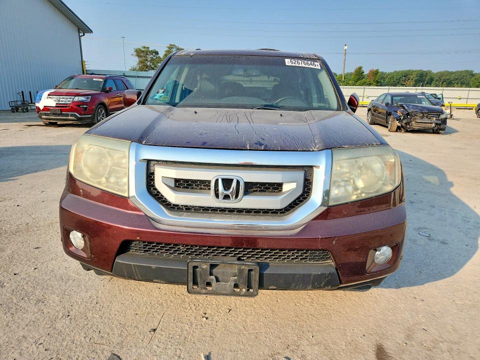 62676646 :رقم المزاد ، 5FNYF4H95BB087488 vin ، 2011 Honda Pilot مزاد بيع