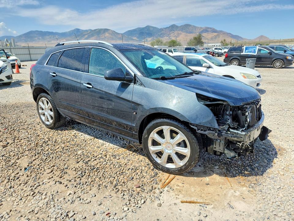 60663326 :رقم المزاد ، 3GYFNGE38ES627448 vin ، 2014 Cadillac Srx مزاد بيع