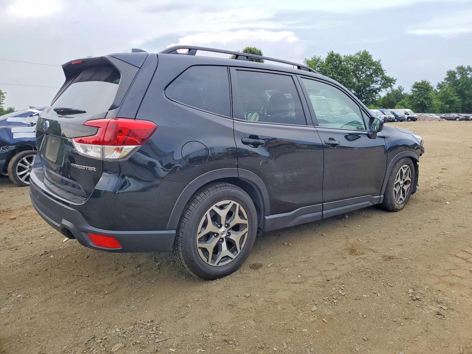 2023 Subaru Forester მანქანა იყიდება აუქციონზე, vin: JF2SKADC3PH528514, აუქციონის ნომერი: 60588246
