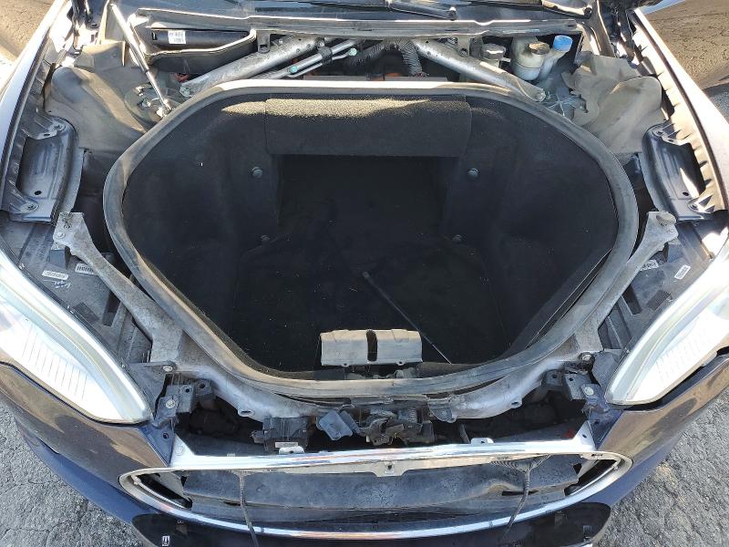 60838156 :رقم المزاد ، 5YJSA1S17EFP32698 vin ، 2014 Tesla Model S مزاد بيع