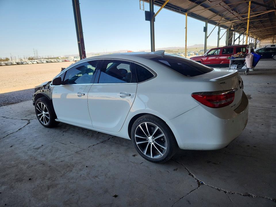 60668136 :رقم المزاد ، 1G4PR5SKXH4118069 vin ، 2017 Buick Verano مزاد بيع