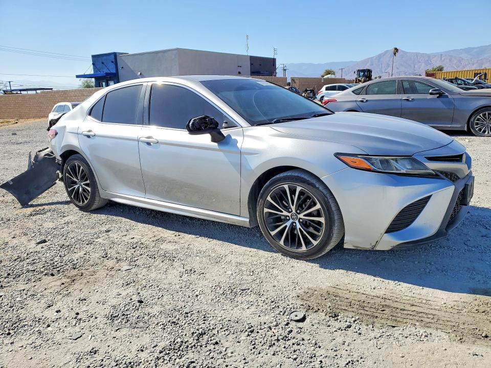 62953656 :رقم المزاد ، 4T1B11HK8KU164413 vin ، 2019 Toyota Camry مزاد بيع