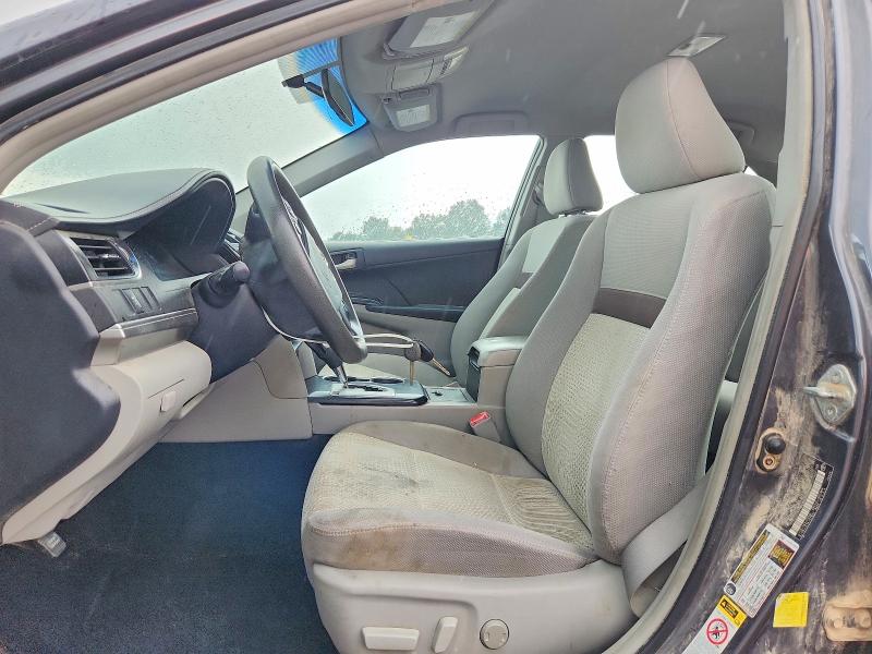 61518556 :رقم المزاد ، 4T1BF1FK3CU045836 vin ، 2012 Toyota Camry مزاد بيع