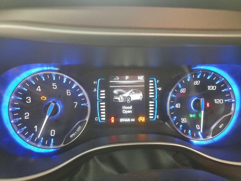 61870996 :رقم المزاد ، 2C4RC1FG5JR113278 vin ، 2018 Chrysler Pacifica مزاد بيع