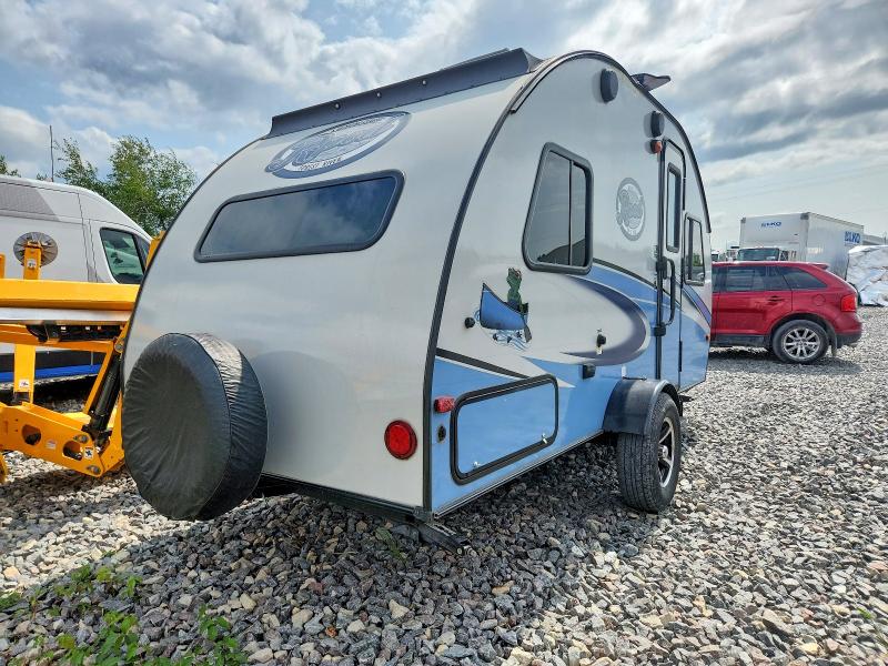 61943246 :رقم المزاد ، 4X4TRP716JL019009 vin ، 2018 Foresriver R-pod مزاد بيع