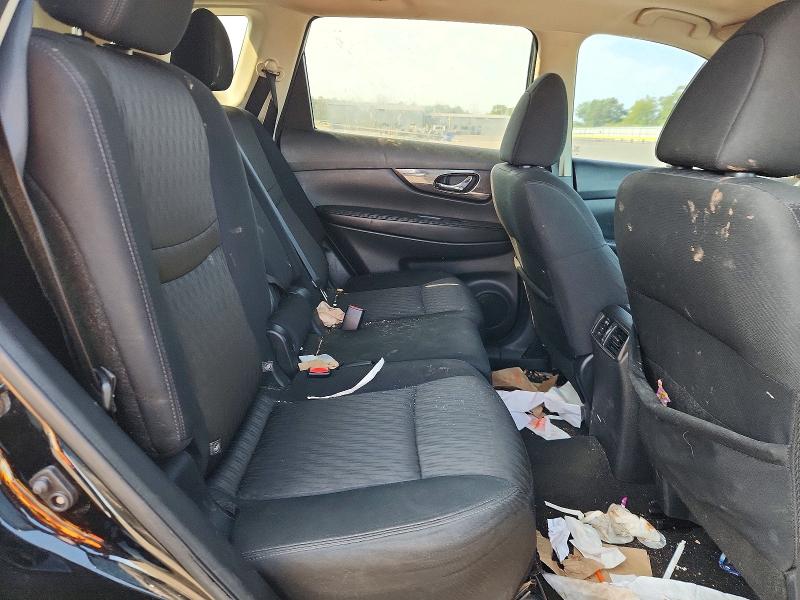 62389816 :رقم المزاد ، 5N1AT2MV4JC804276 vin ، 2018 Nissan Rogue مزاد بيع