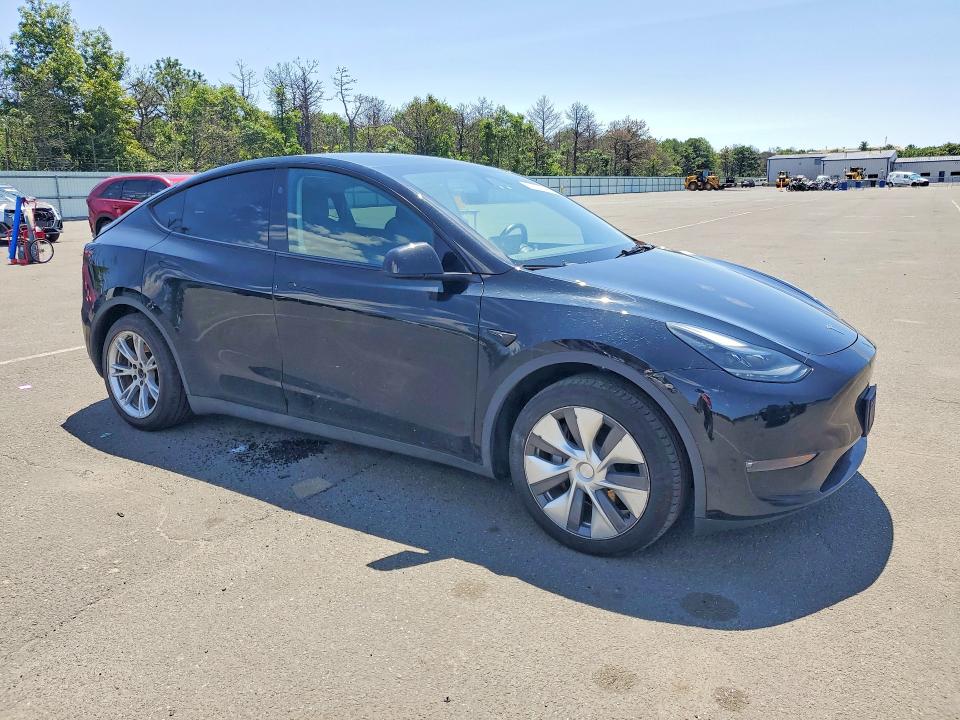 Продажа на аукционе авто 2023 Tesla Model Y, vin: 7SAYGDED5PF932811, номер лота: 61674846