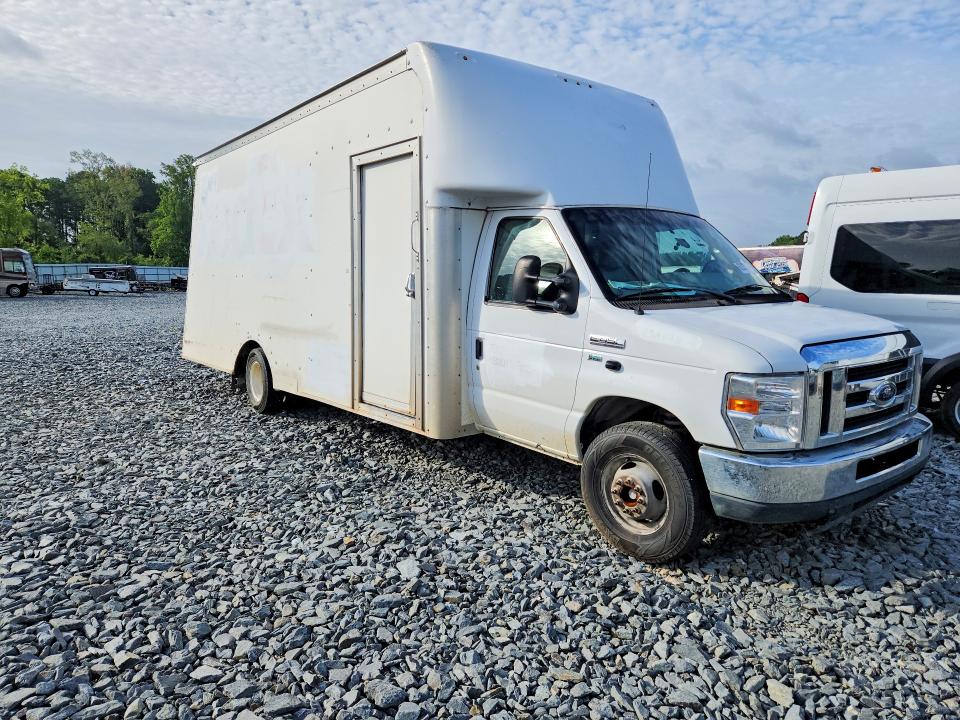 62202706 :رقم المزاد ، 1FDWE4F64KDC11109 vin ، 2019 Ford Econoline مزاد بيع