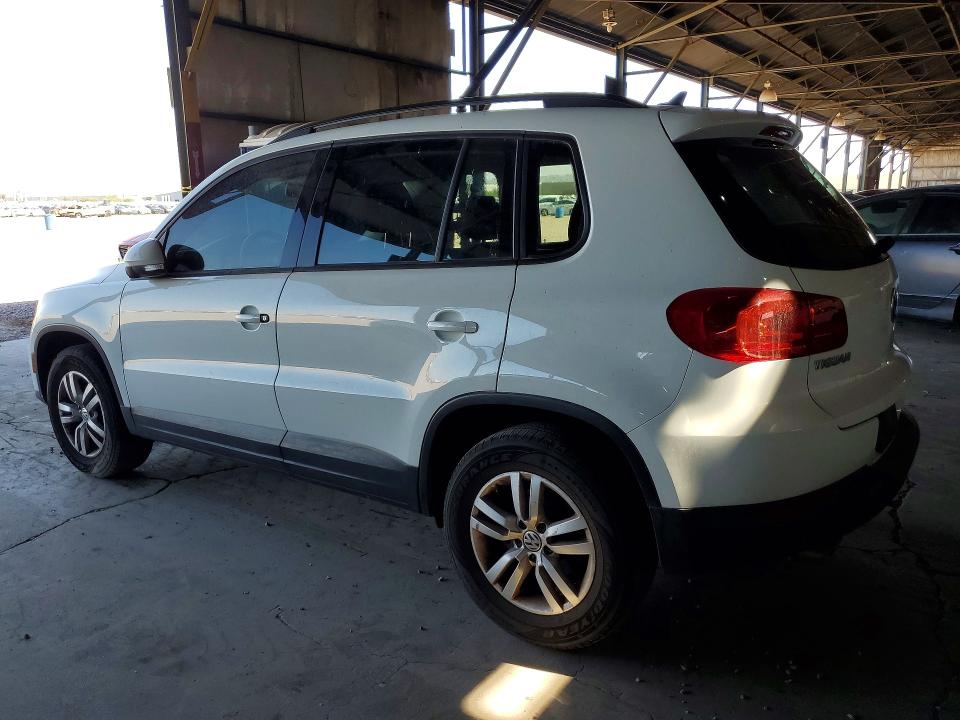 2015 Volkswagen Tiguan მანქანა იყიდება აუქციონზე, vin: WVGAV7AX2FW565345, აუქციონის ნომერი: 61130706