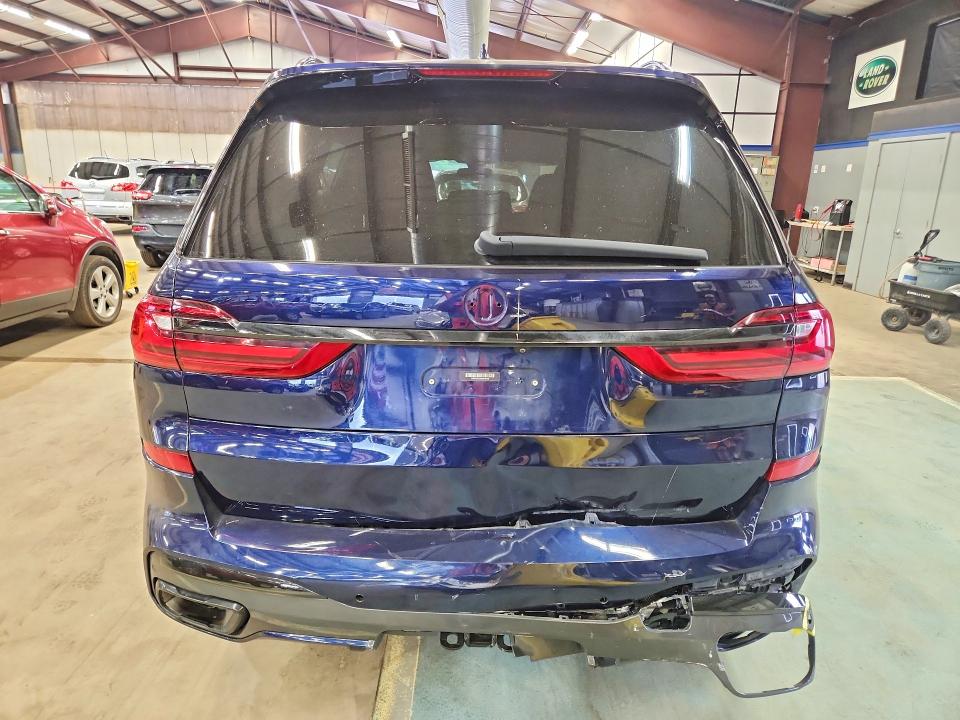 62302656 :رقم المزاد ، 5UXCW2C05M9H18746 vin ، 2021 Bmw X7 مزاد بيع
