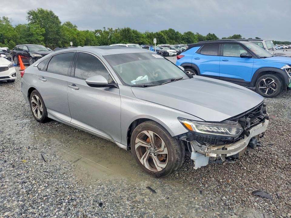 60574326 :رقم المزاد ، 1HGCV1F41JA067878 vin ، 2018 Honda Accord مزاد بيع