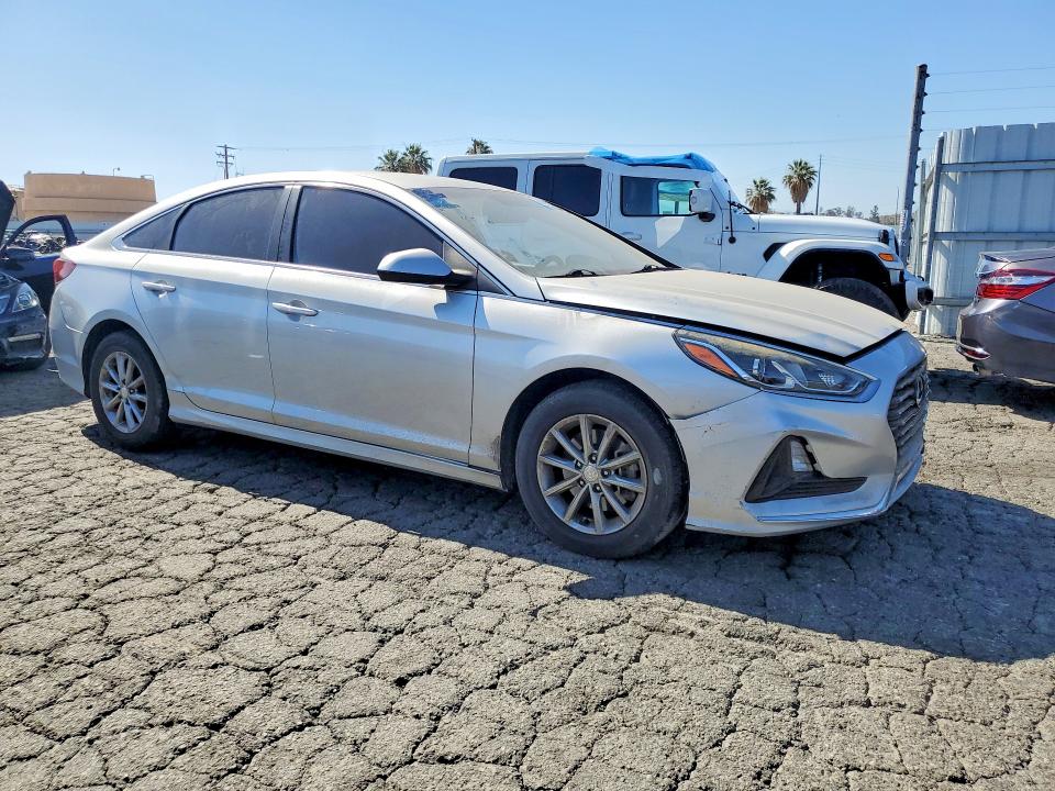 2018 Hyundai Sonata მანქანა იყიდება აუქციონზე, vin: 5NPE24AF2JH719975, აუქციონის ნომერი: 60795846