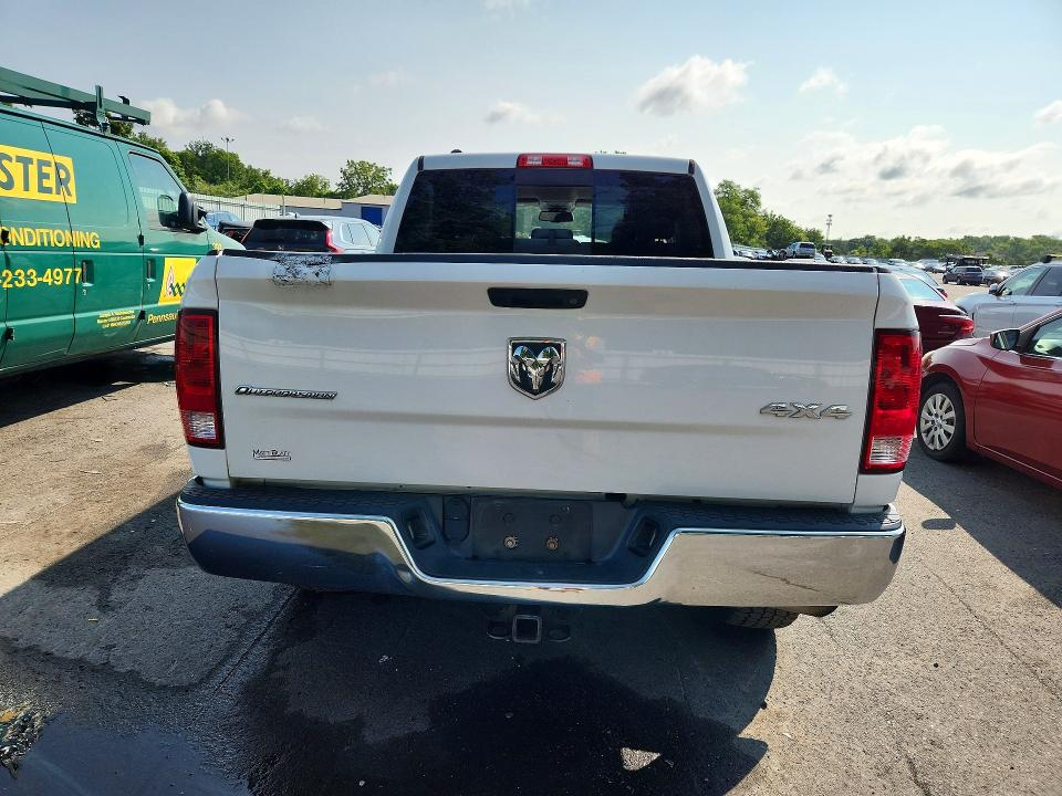 62923526 :رقم المزاد ، 1C6RR7LT2JS249232 vin ، 2018 Ram 1500 مزاد بيع