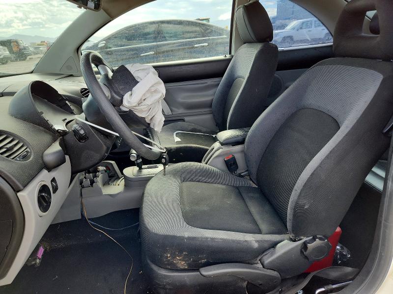 59851176 :رقم المزاد ، 3VWCR31C75M405450 vin ، 2005 Volkswagen New Beetle مزاد بيع