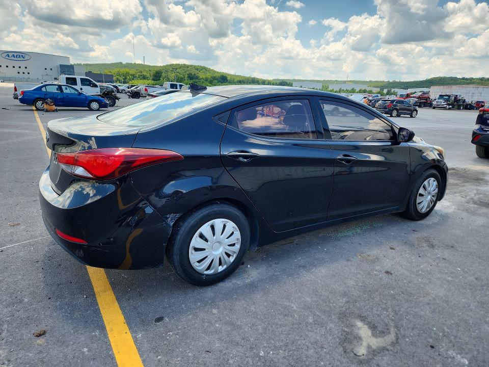 2016 Hyundai Elantra მანქანა იყიდება აუქციონზე, vin: 5NPDH4AE5GH663251, აუქციონის ნომერი: 60236726