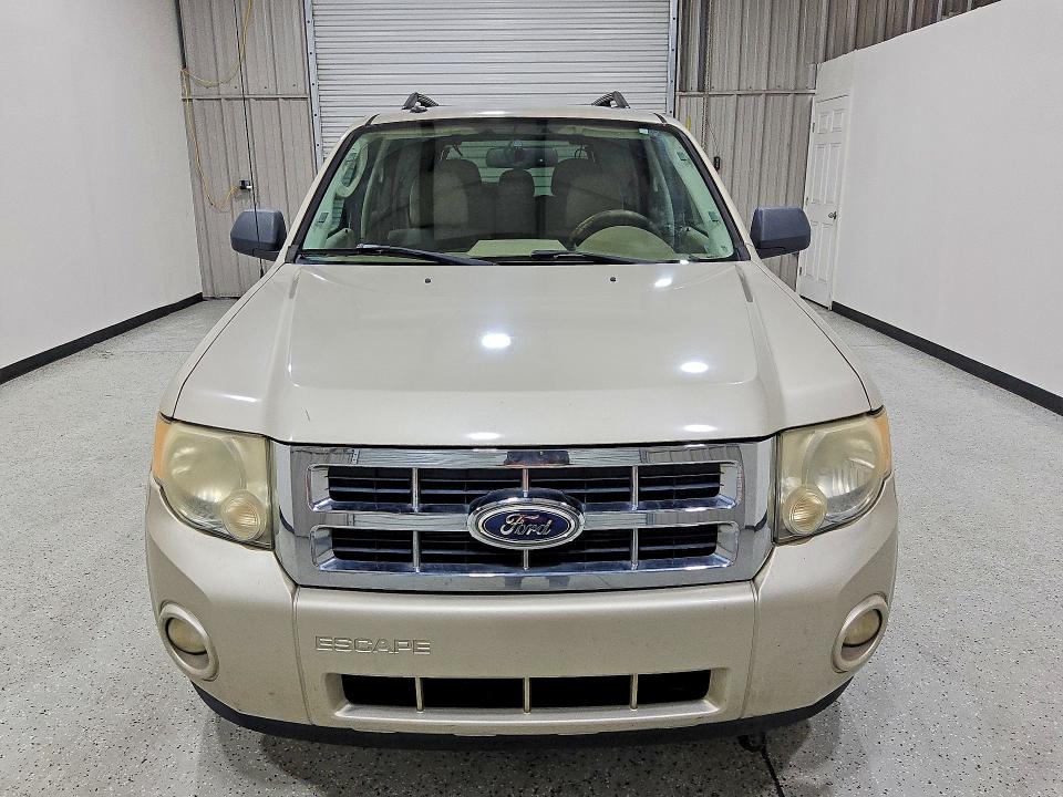 2011 Ford Escape მანქანა იყიდება აუქციონზე, vin: 1FMCU0DG7BKB26688, აუქციონის ნომერი: 59577236