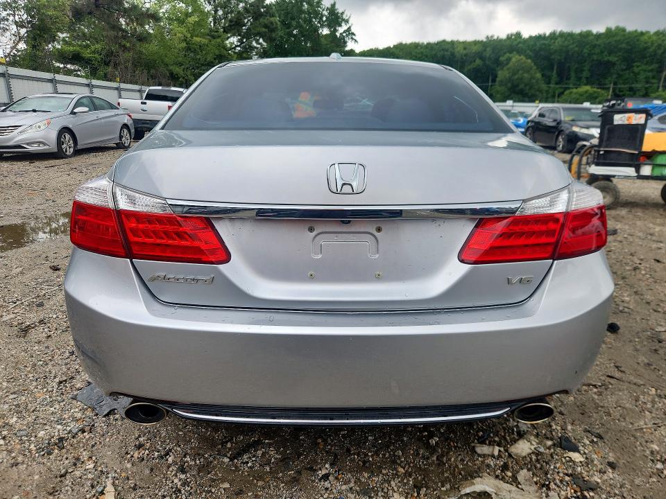 Продажа на аукционе авто 2013 Honda Accord, vin: 1HGCR3F81DA040221, номер лота: 59821856