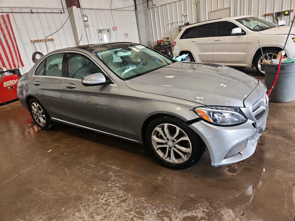 Продаж на аукціоні авто 2015 Mercedes-benz C, vin: 55SWF4JBXFU084935, номер лоту: 61239646