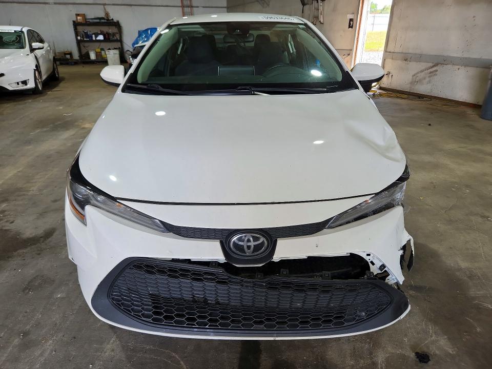 59633646 :رقم المزاد ، 5YFEPMAE8MP149898 vin ، 2021 Toyota Corolla مزاد بيع