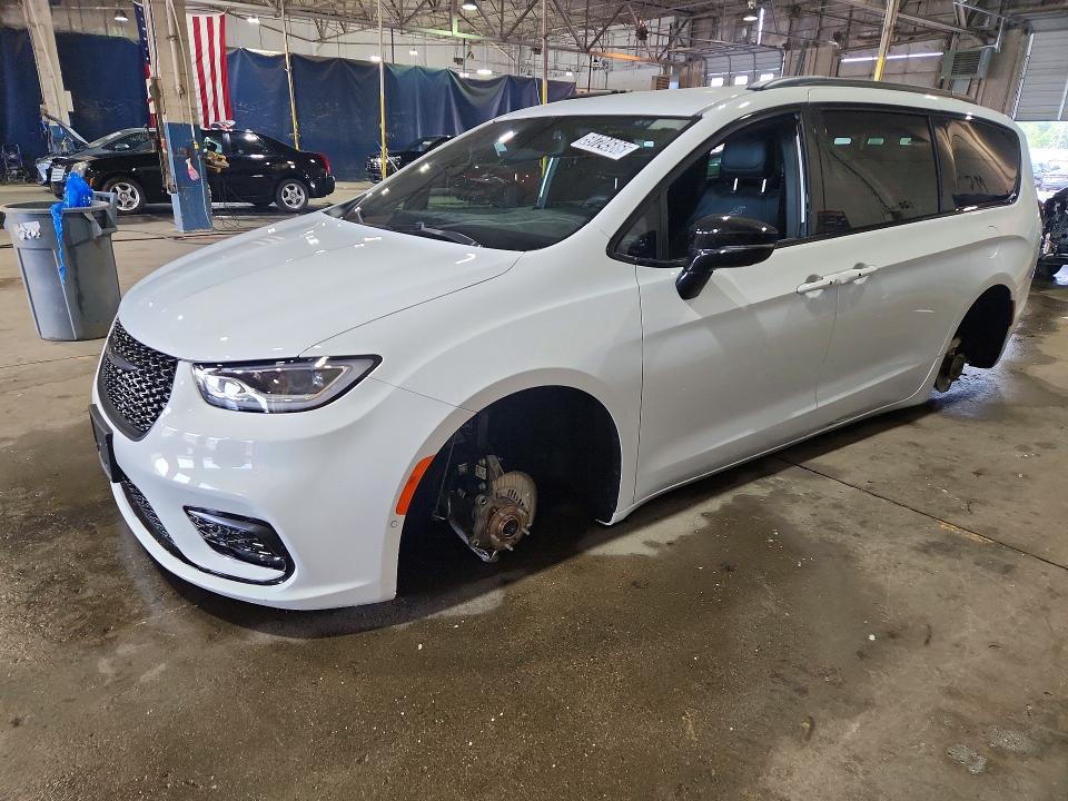 Продажа на аукционе авто 2026 Chrysler Pacifica, vin: 2C4RC1BG8TR267511, номер лота: 59724586