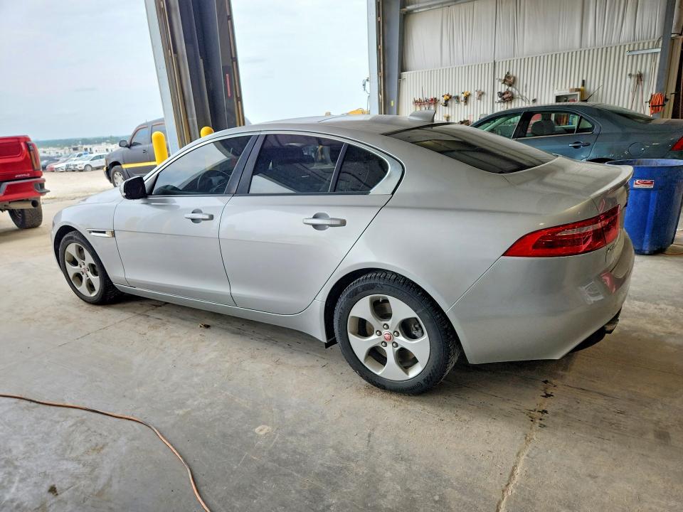 Aukcja sprzedaży 2017 Jaguar Xe, vin: SAJAR4BGXHA976208, numer aukcji: 61983756