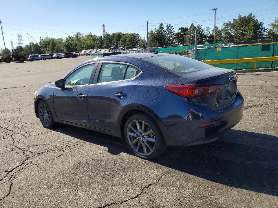 60800456 :رقم المزاد ، 3MZBN1V33JM161277 vin ، 2018 Mazda 3 مزاد بيع