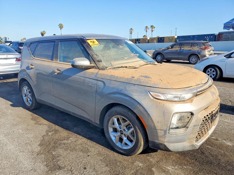 2022 Kia Soul მანქანა იყიდება აუქციონზე, vin: KNDJ23AU2N7838093, აუქციონის ნომერი: 62577786