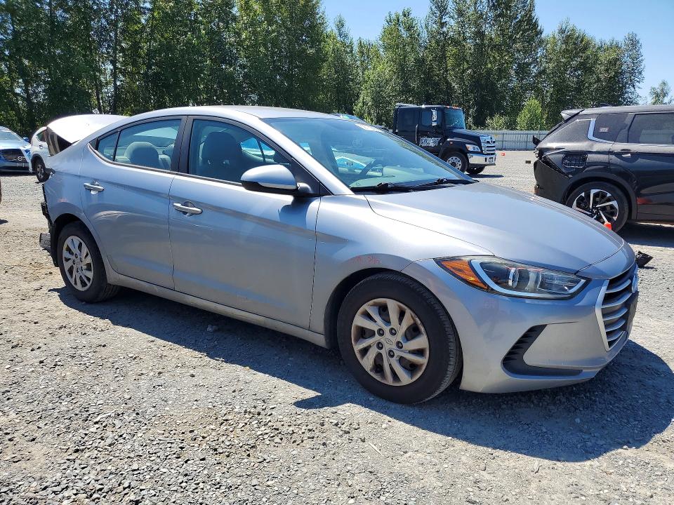 59773926 :رقم المزاد ، 5NPD74LF9HH145959 vin ، 2017 Hyundai Elantra مزاد بيع