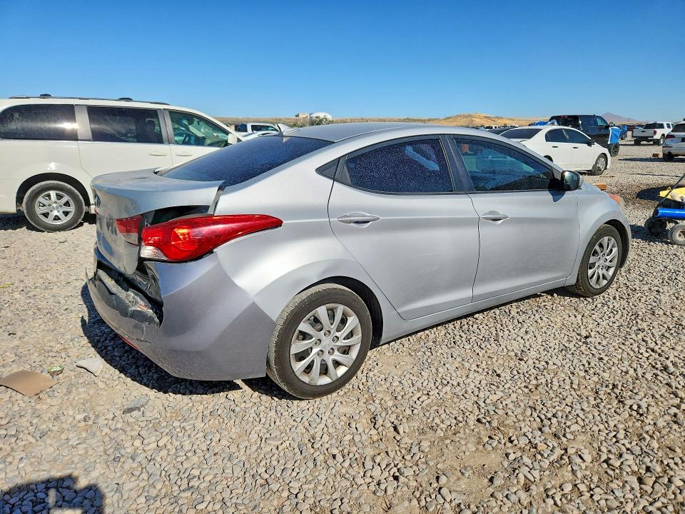 2011 Hyundai Elantra მანქანა იყიდება აუქციონზე, vin: 5NPDH4AE8BH013659, აუქციონის ნომერი: 60474846