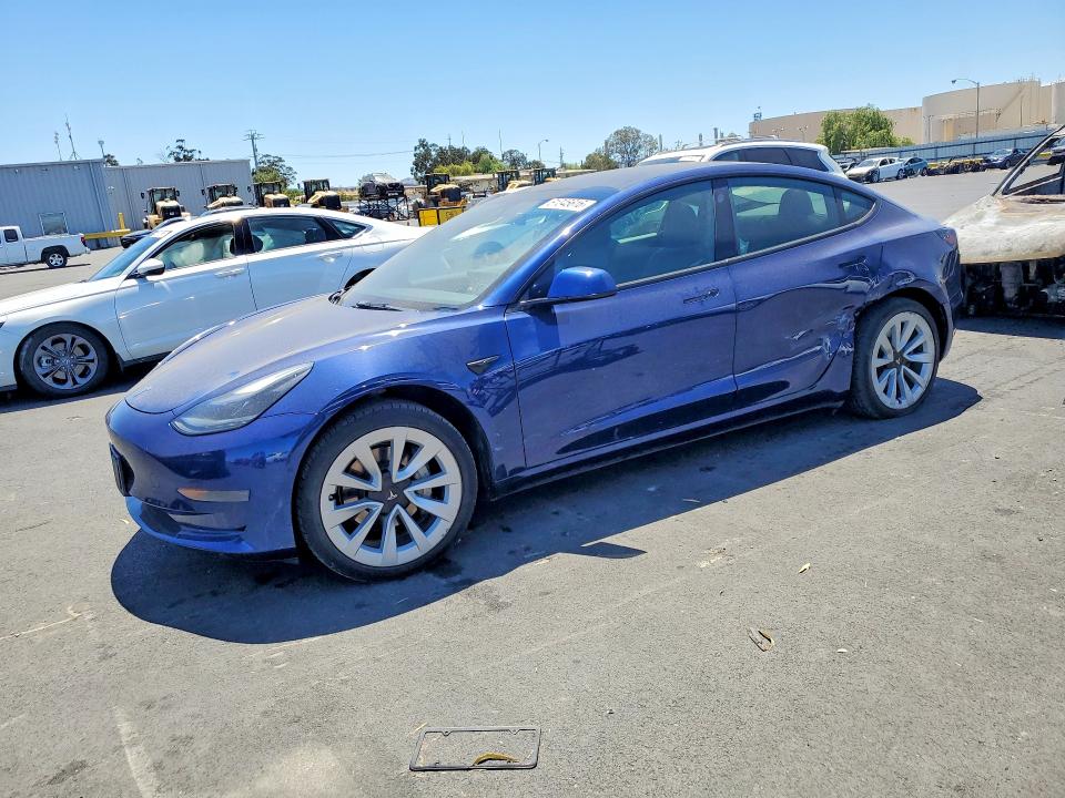 Auction sale of the 2022 Tesla Model 3, vin: 5YJ3E1EA3NF129929, lot number: 61045616