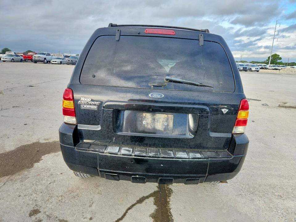 62069016 :رقم المزاد ، 1FMYU04137KA75313 vin ، 2007 Ford Escape مزاد بيع