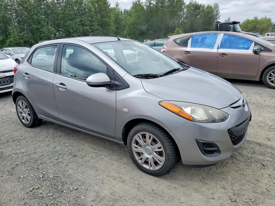 2013 Mazda Mazda2 მანქანა იყიდება აუქციონზე, vin: JM1DE1KZ7D0167904, აუქციონის ნომერი: 60997356