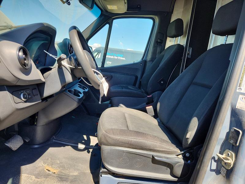 59807666 :رقم المزاد ، WD4PF0CD9KP034482 vin ، 2019 Mercedes-benz Sprinter مزاد بيع
