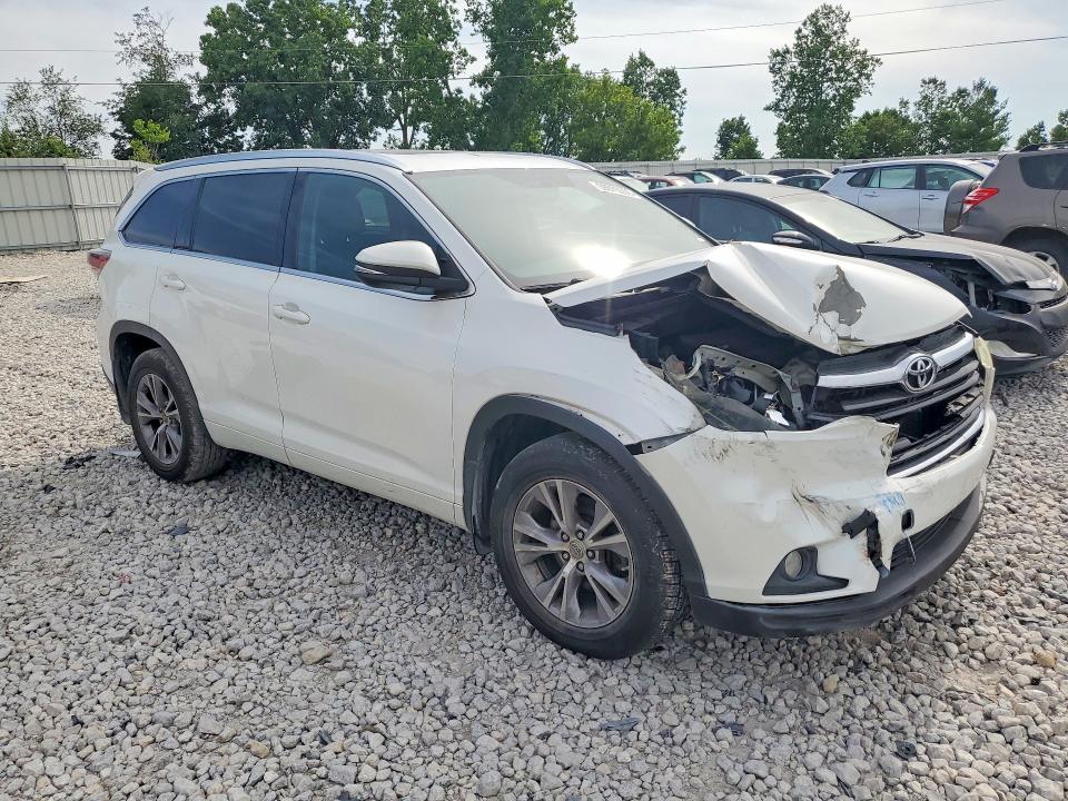 59975556 :رقم المزاد ، 5TDJKRFH7FS185086 vin ، 2015 Toyota Highlander مزاد بيع